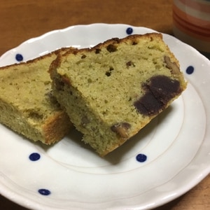 抹茶と小豆の水玉パウンドケーキ 